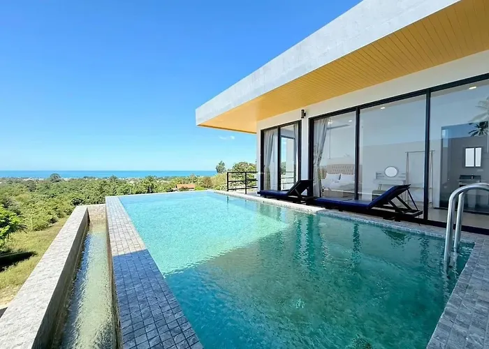 Brand New Luxurious 3 Story Private Rooftop Pool Bophut