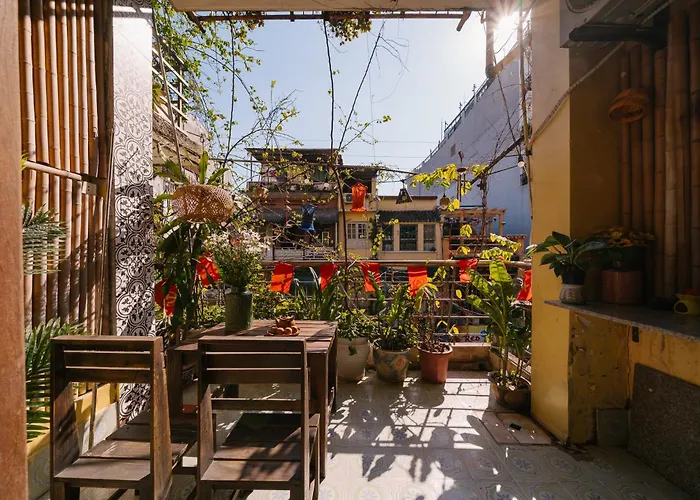 Villa Super Old Quarter View - Skyline Balcony - Ta Hien Street Hanoi