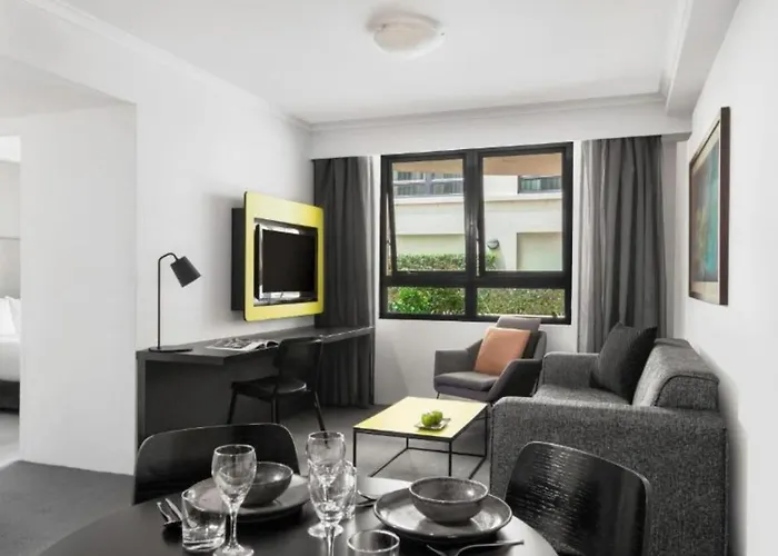 Opulent One Bedroom Apartment In Parramatta. Sydney