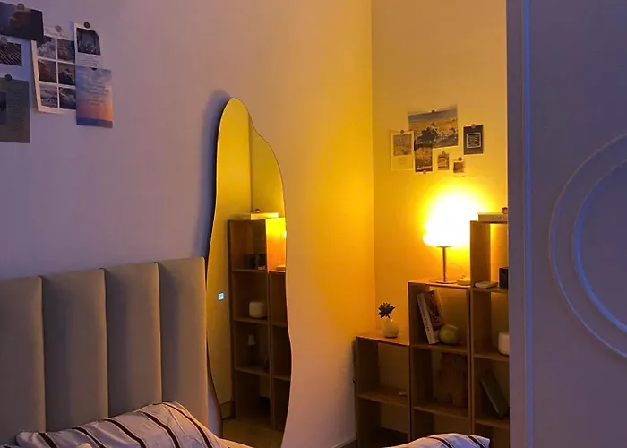 Studio Cua So Lon Co Bon Tam Gan Trung Tam Q1 - 4Km Den San Bay Ho-Chi-Minh-Stadt