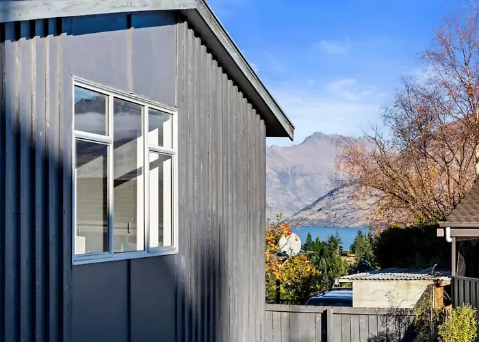Scenic Apt 2 - Family Friendly And Close To Town Queenstown