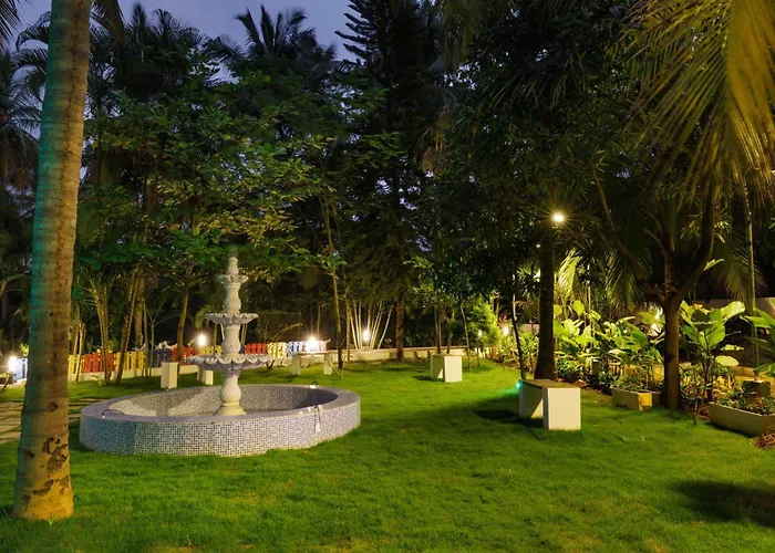 Eden Estate by StayJadeLuxe 4bhkJacuzziGarden Bangalore