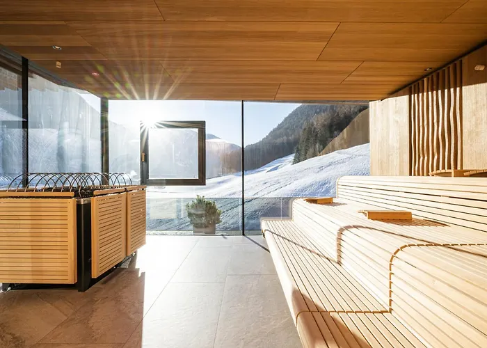 Alpine Luxury SPA Resort Schwarzenstein Luttach