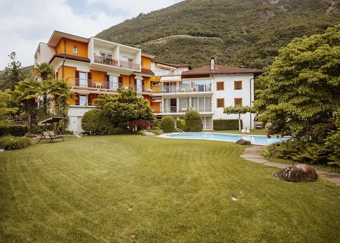 Hotel Garni Günther Burgstall