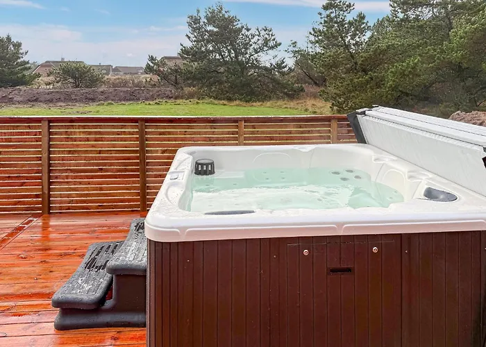 Beautiful Home In Blavand With Sauna
