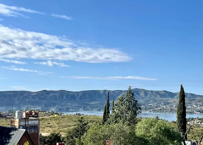 Hermosa Casa Con Vista Al Lago Villa Carlos Paz