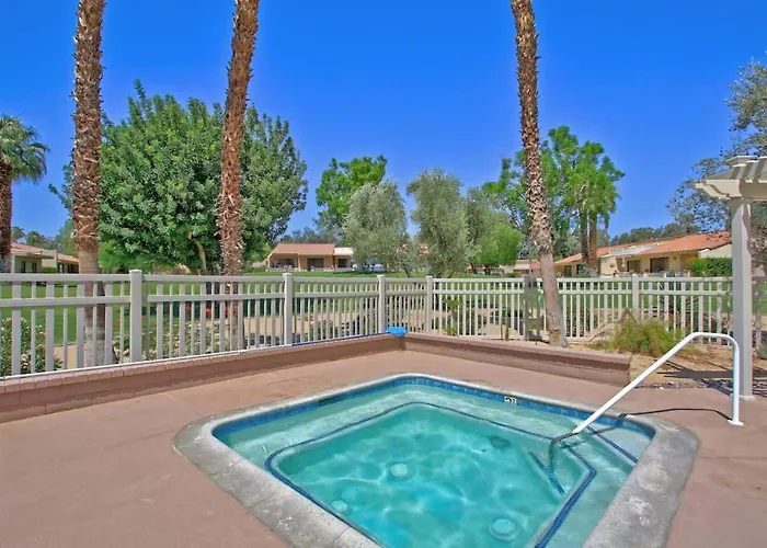 Ps631 - Horse Shoe Circle - Alice Lodging Palm Desert