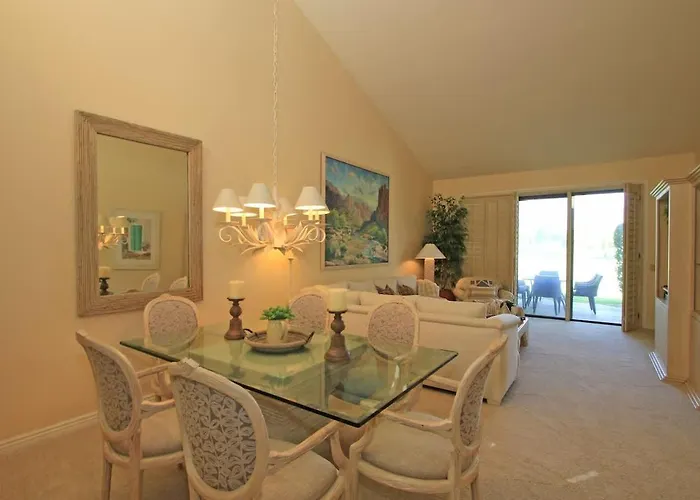 V3986 - 2 Hole Circle - Alice Lodging Palm Desert