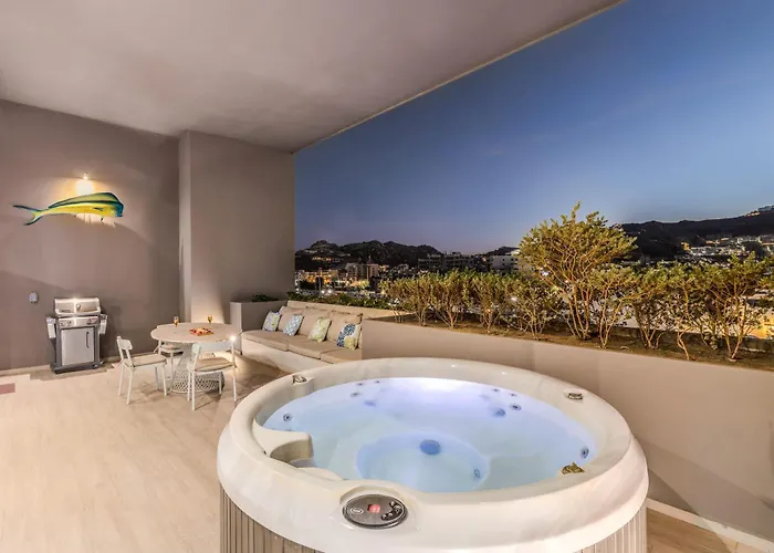 Cabo Marina Luxury Condo Jacuzzi & Terrace Cabo San Lucas