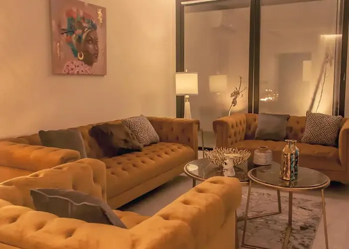 Ferienwohnung Parking Pool Table And Minutes To Kingdom Tower Riadh
