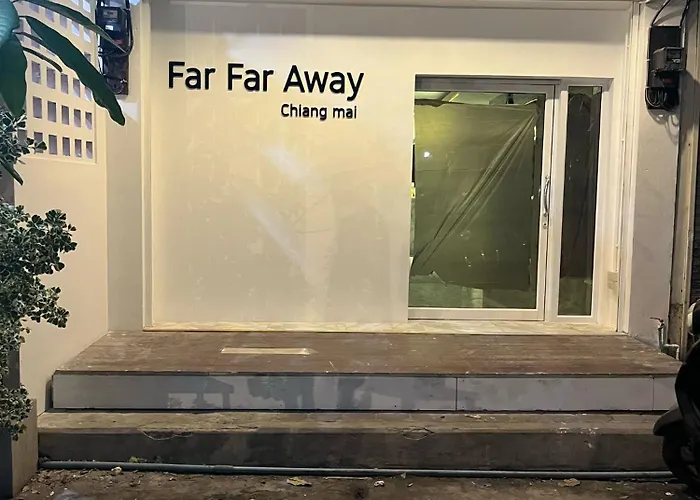 Far Far Away Hostel Chiang Mai
