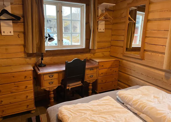 Charming Timber Lodge For Gathering Celebrations Beitostolen