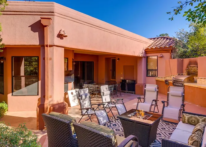 Villa Group Getaway W/ Outdoor Oasis In Sedona!