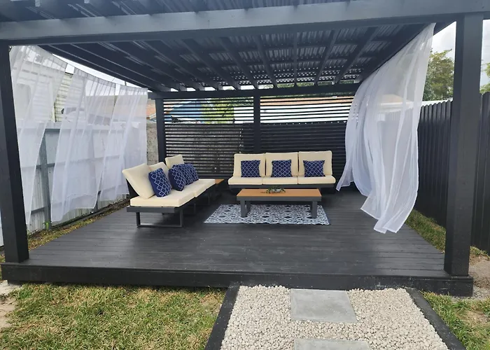 Welcome To Miami! Jacuzzi Sleeps 11