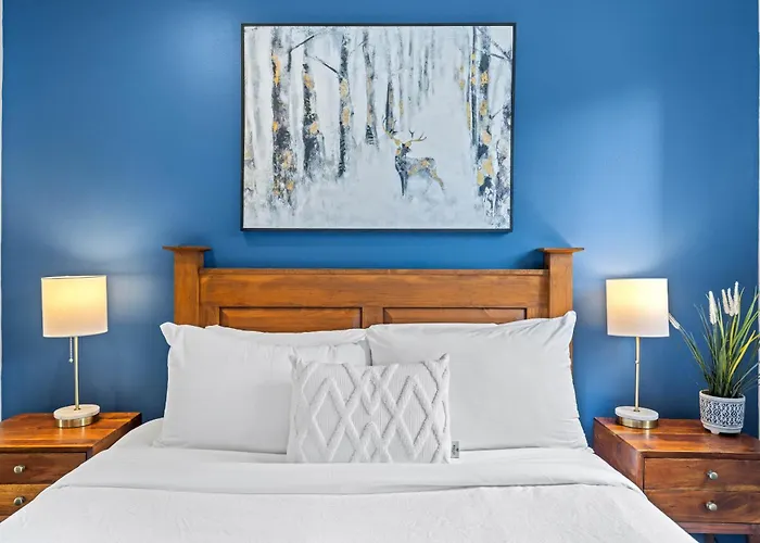 2Br In Deer Lodge, Epic Location, Private Covered Patio, Free Parking Whistler