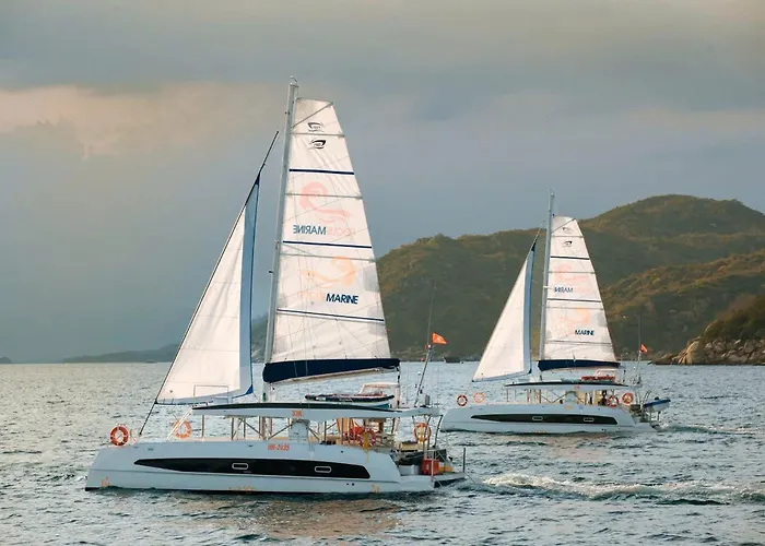 Hotel Sunrise Catamaran Yacht Tour Nha Trang