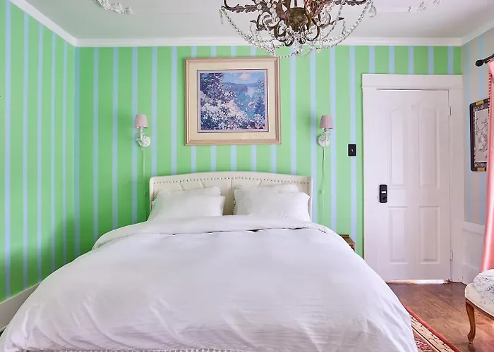 Iconic Hollywood Homestay Near Walk Of Fame Los Angeles