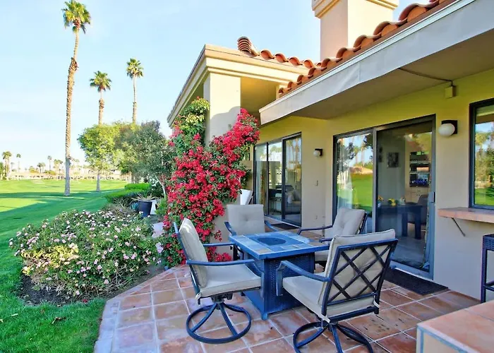 V3833 - End Drive - Alice Lodging Palm Desert