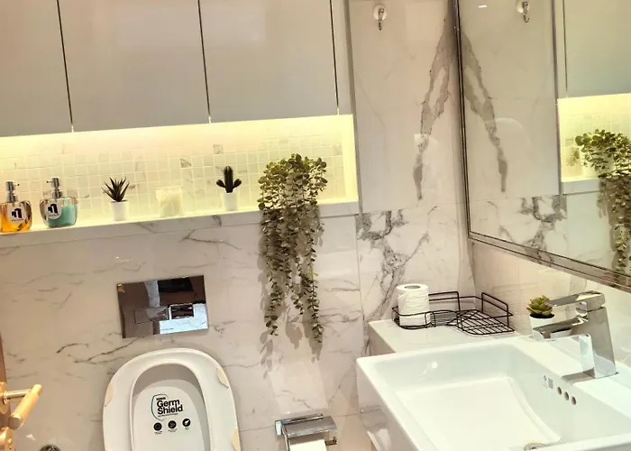10 Min To Burj Khalifa 1Br In Hotel-Style Building Luxury Stay Dubai