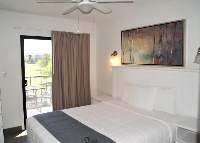 Scottsdale'S Premium Short Term Getaway, Fully Furnished 1 Bedroom Homes, Free Golf, Cable, Utilities, Wi-Fi, Parking, Pool, And Bike Trails- Unit 241 Apts