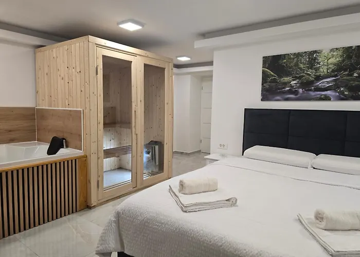Jacuzzi & Sauna Edy - City Center Zagreb