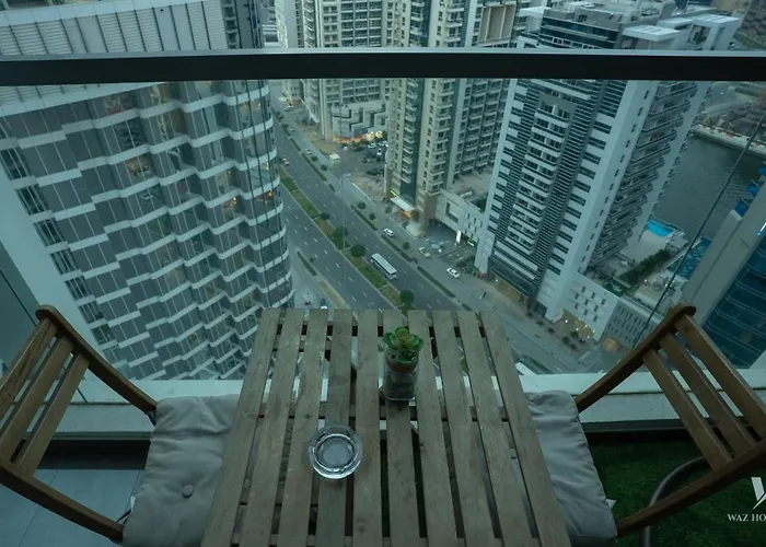 Elevated Living Studio Facing The Burj Dubai