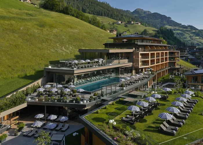 DAS EDELWEISS - Salzburg Mountain Resort Großarl
