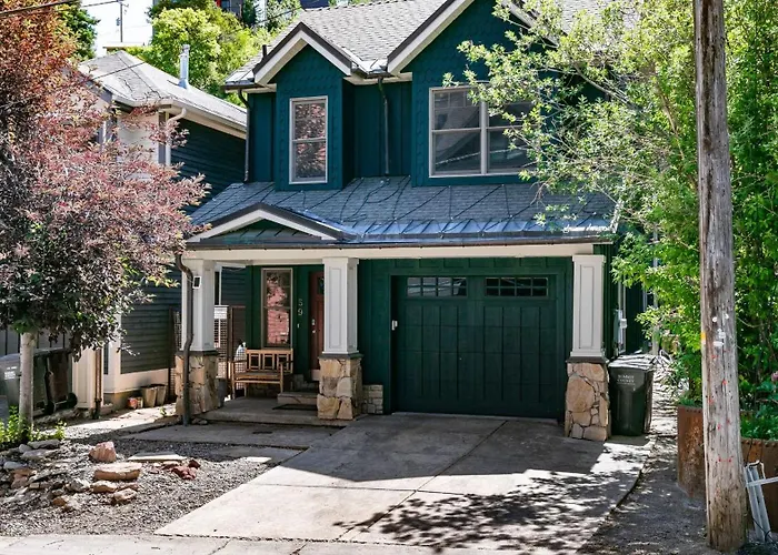 Red Hawk By Avantstay Charming Cabin W Theatre Spa 5Mins To Deer Valley Mtn Park Stadt