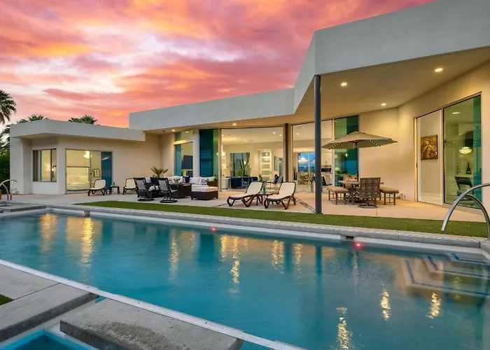 Pool • Hot Tub • Views Luxury Design Villa Valentina By Avantstay Palm Springs