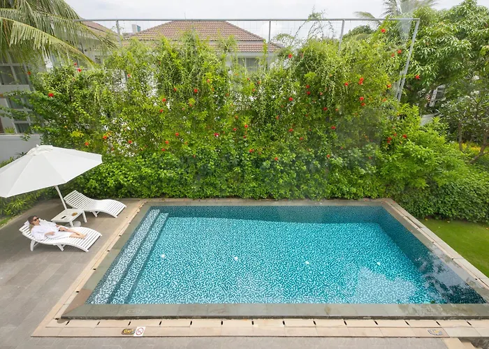 Abogo Premier Village Beachfront Đà Nẵng