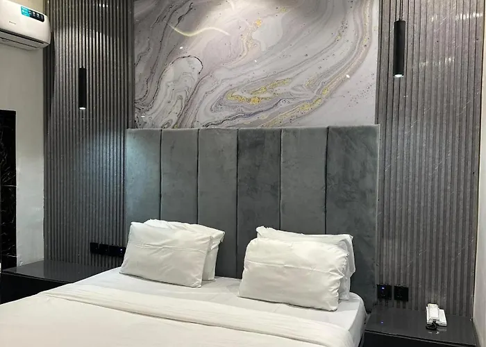 The Residence Hotel And Suit Benin-Stadt