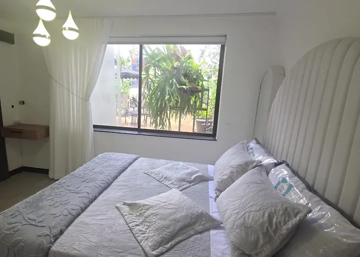 Hotel Suites De Luxury Calasanz Medellin Estacion el Salto