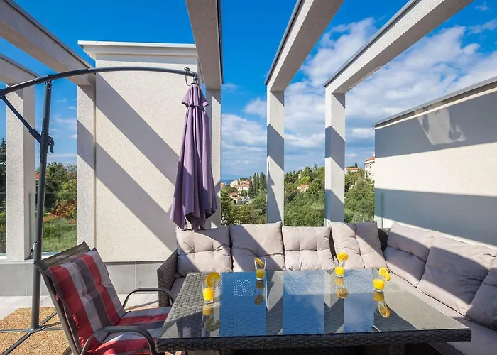 Holiday Home Olive Nika Mit Privatem Pool By Interhome Malinska