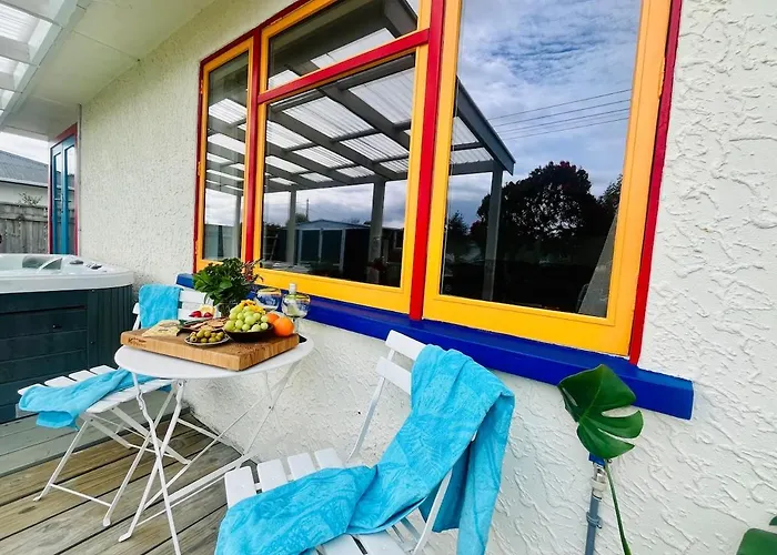 Cozy Motueka Cottage- Central Location