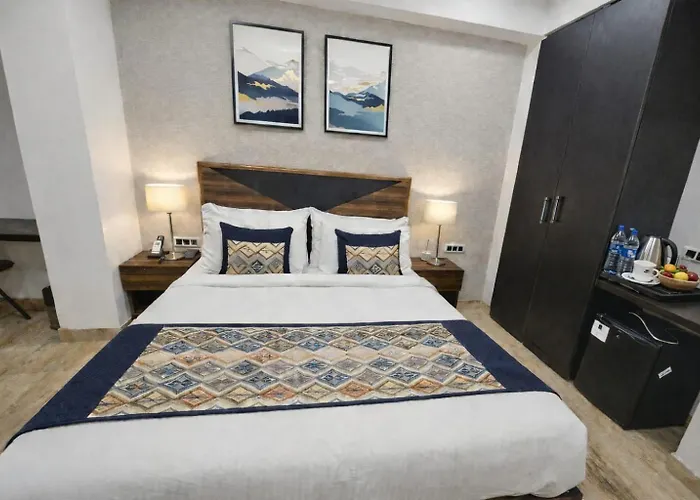Hotel De Grand Infinity Near Delhi Airport Neu-Delhi