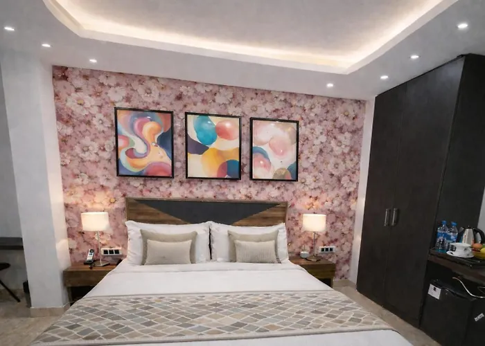 Hotel De Grand Infinity Near Delhi Airport Neu-Delhi