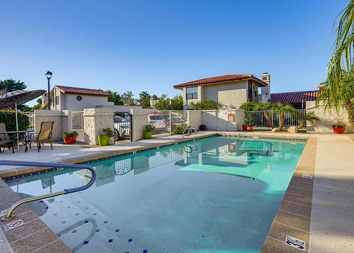 Steps To Golf And Greenbelt! Elegant Scottsdale Unit