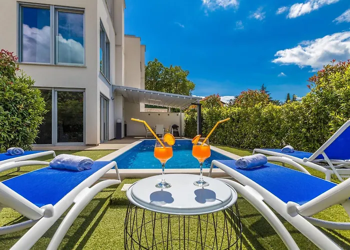 Holiday Home Villa Antonela Mit Privatem Pool By Interhome Malinska