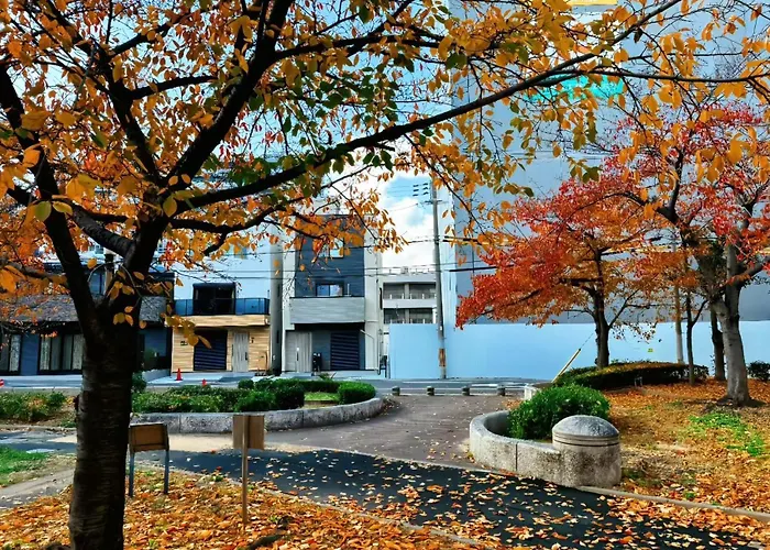 Sakura Retreat 2-近难波日本桥-全新一户建3层独立豪华别墅-提供免费停车位-阳台可烧烤-4卧2卫2浴-10人入住可-Jr环状线芦原桥站步行3分钟 Ōsaka