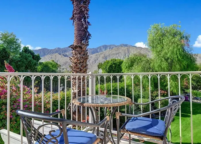Villa Mascarpones Mojo Dojo Palm Springs