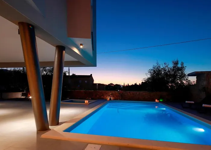 Luxury Villa Lanterna Heated Pool Jacuzzi Malinska