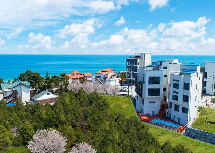 Paradise Pension Gangneung