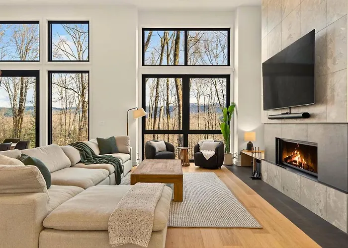 Foret De Verre Luxury Forest Chalet Mont-Tremblant