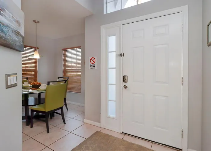 Holiday Home Villa Mit 6 Schlafzimmern Und Atemberaubendem Seeblick By Interhome Kissimmee