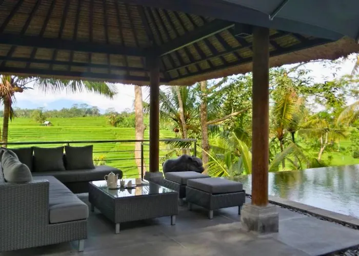 Forsythia 4 Bedroom Private Pool Villa With Garden View Ubud