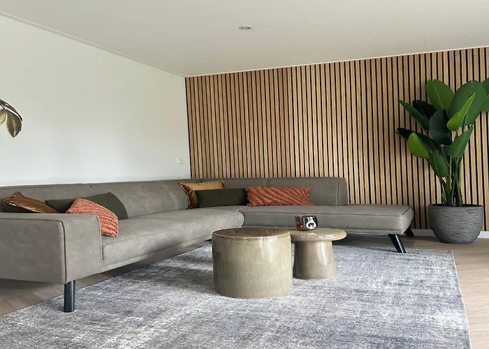 Nice Holiday Home In Boutique Park, Ulicoten