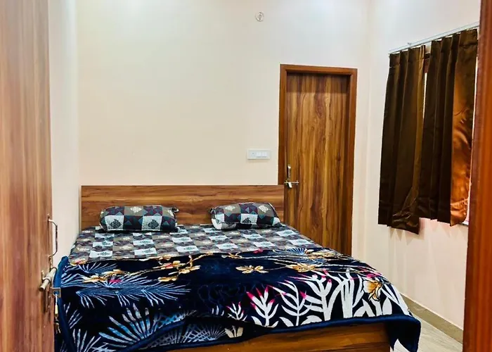 Hotel Shri Kishori Dham Vrindavn Vrindāvan
