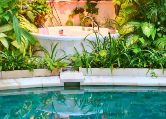Alora Comfortable 1 Bedroom Smart Pool Villa With Jacuzzi Seminyak