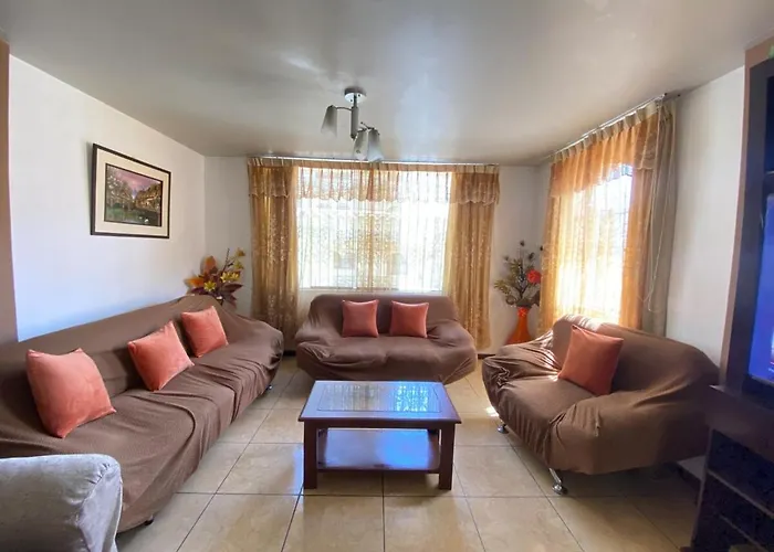 Casa Acogedora De Estilo Clasico Arequipa