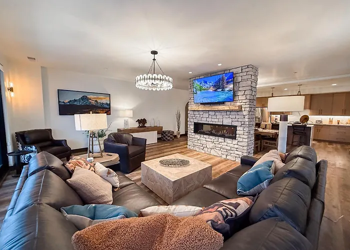 Villa Mountain Magnificence Whitefish